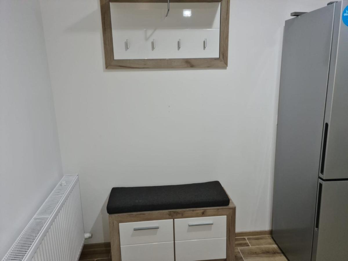 Ferienwohnung Apartament Lucian Râmnicu Vâlcea Exterior foto