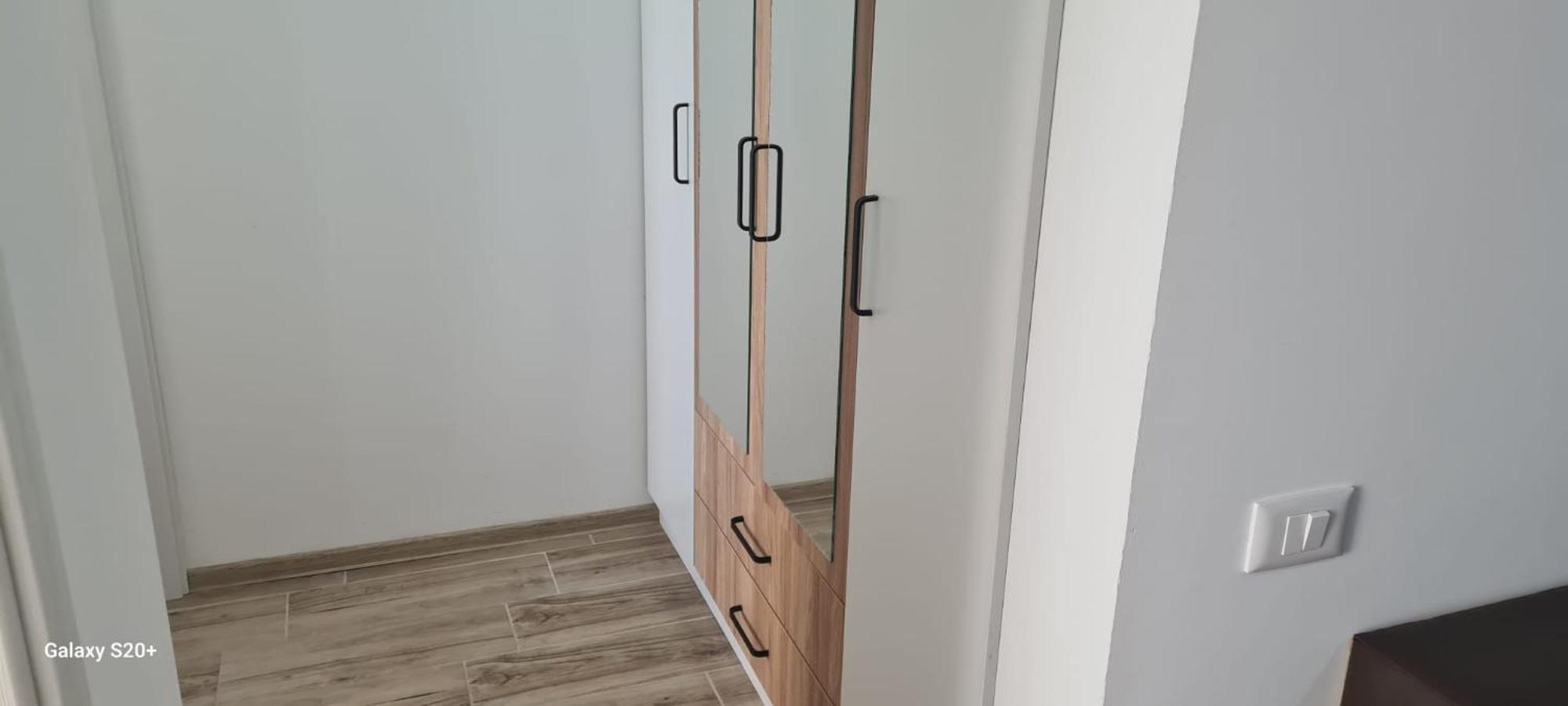 Ferienwohnung Apartament Lucian Râmnicu Vâlcea Exterior foto